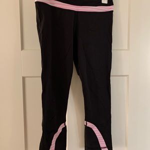 Lululemon crop size 8